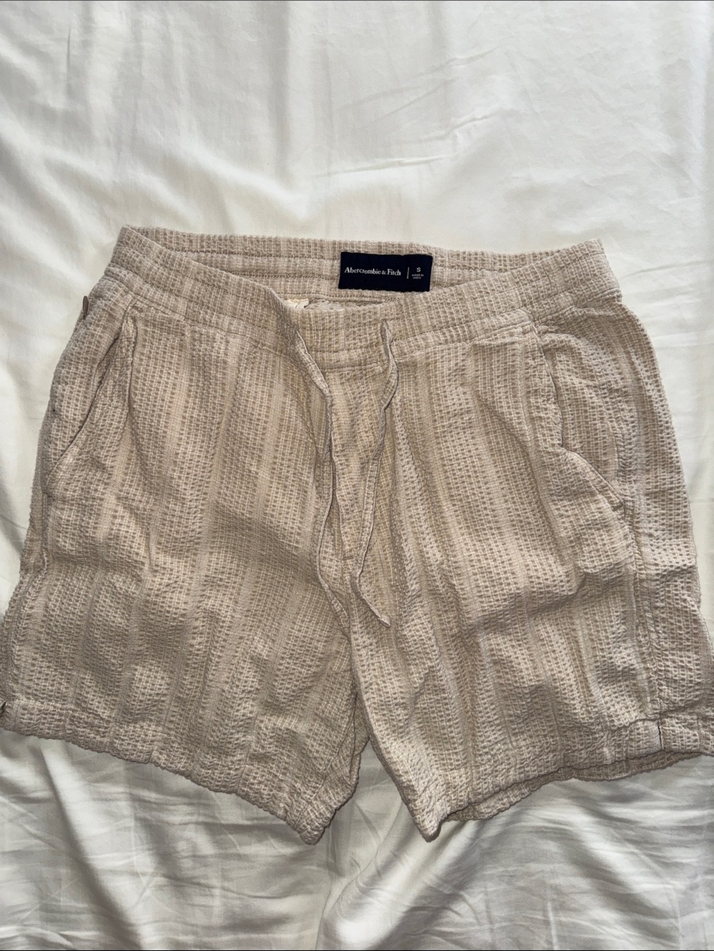 Abercrombie & Fitch Men’s Beige Waffle Knit Drawstring Shorts